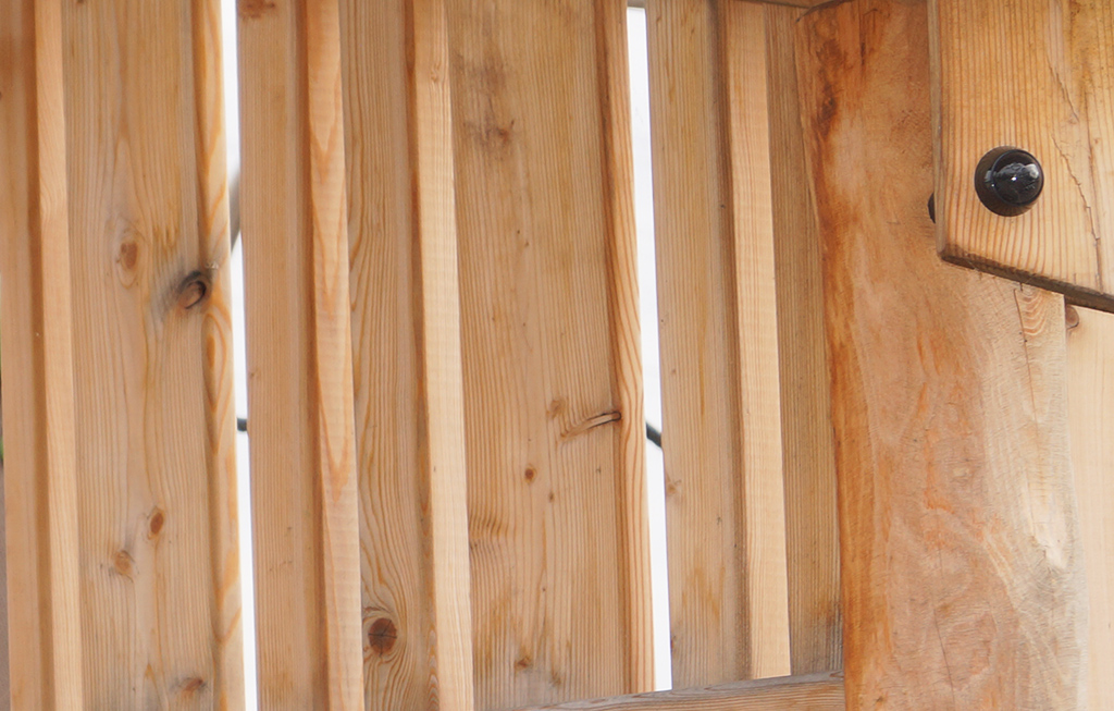 Le balaustre, le pareti di arrampicata, la passerella, la tavoletta e i tunnel