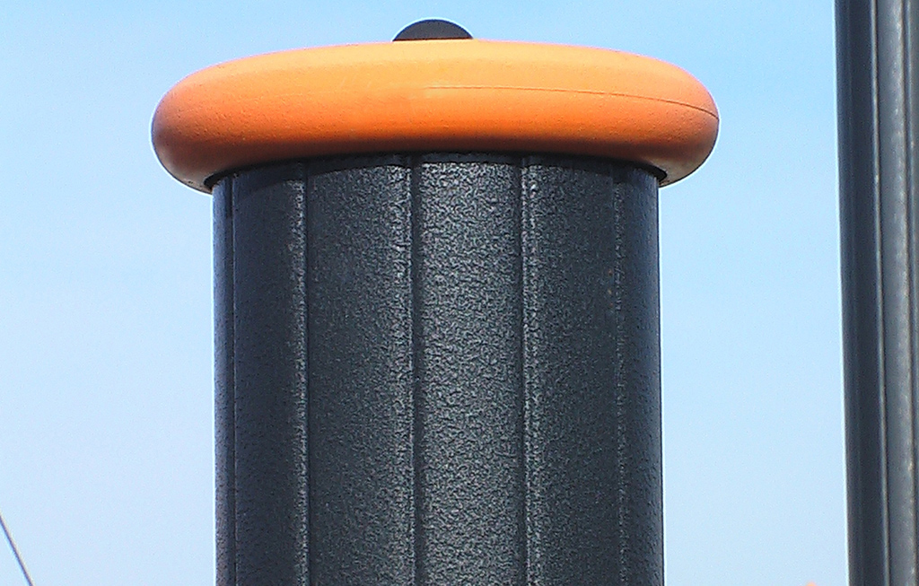 Il palo portante circolare, diametro 125 mm,