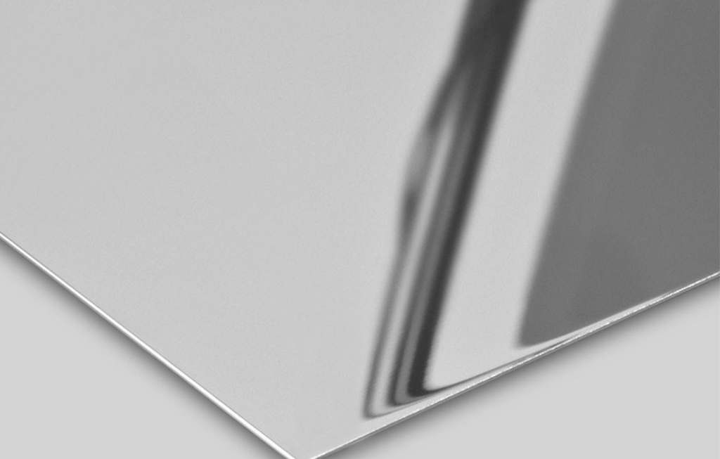 Lo specchietto retrovisore