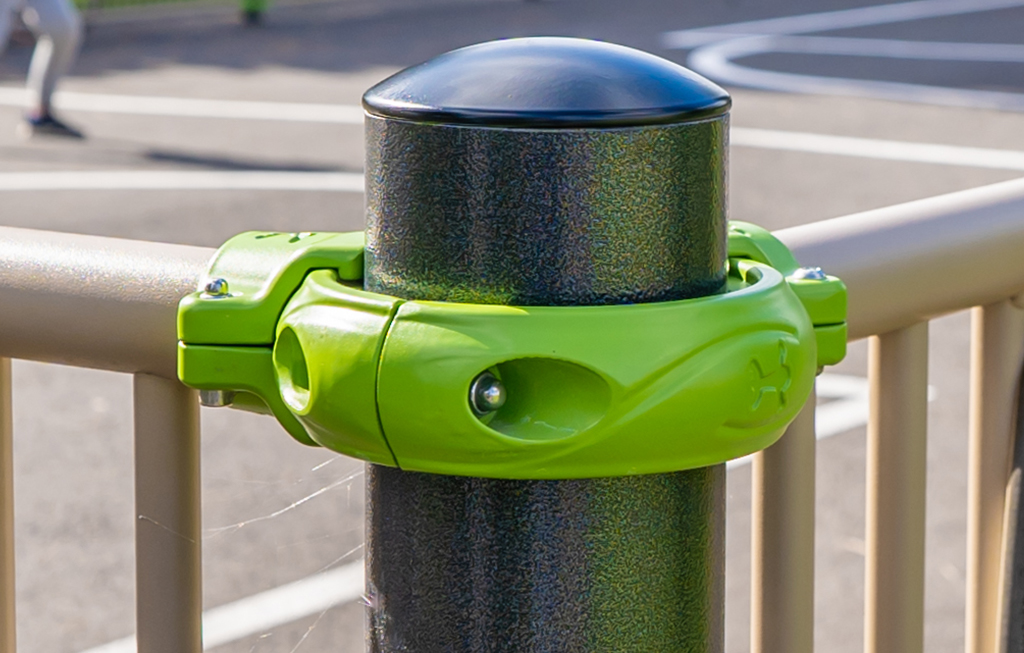 I pali portanti circolari, diametro 102 mm,