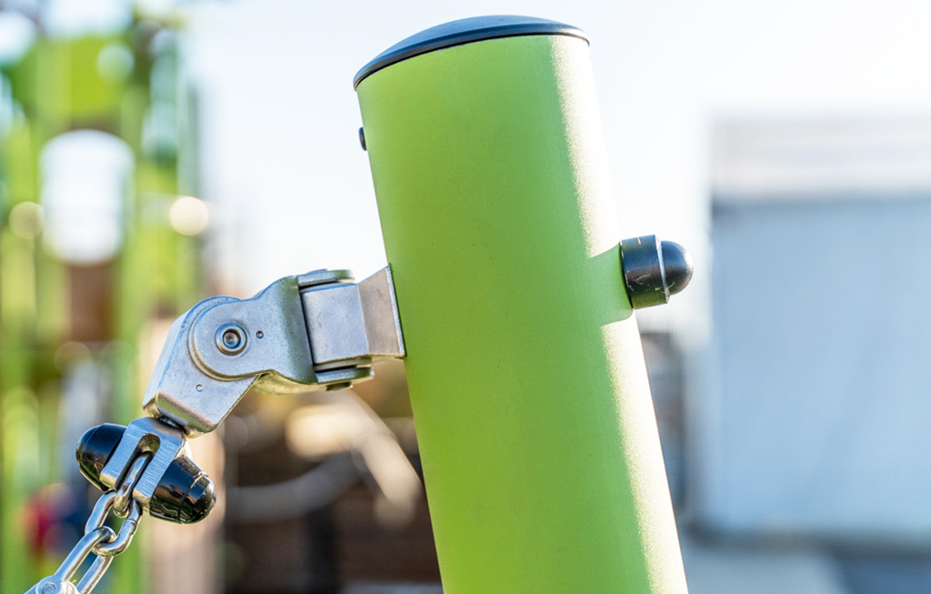 I pali portanti circolari, diametro 102 mm,