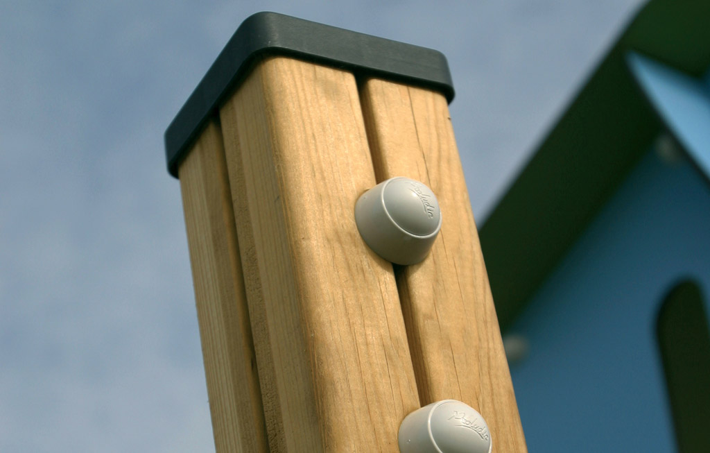 I montanti a sezione quadrata 95x95 mm